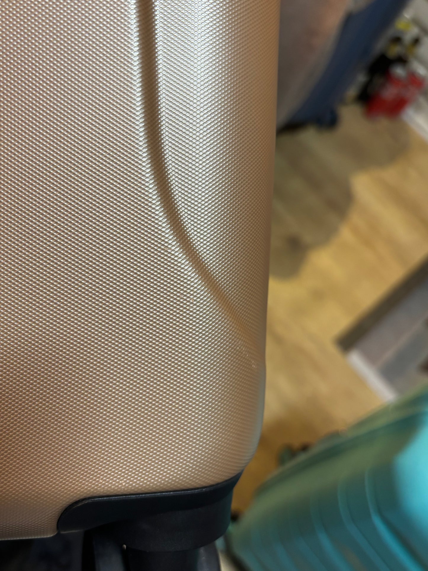 Tweede Kans | Edmonton Handbagage (Champagne) | 55x35x20cm | Enrico-Benetti