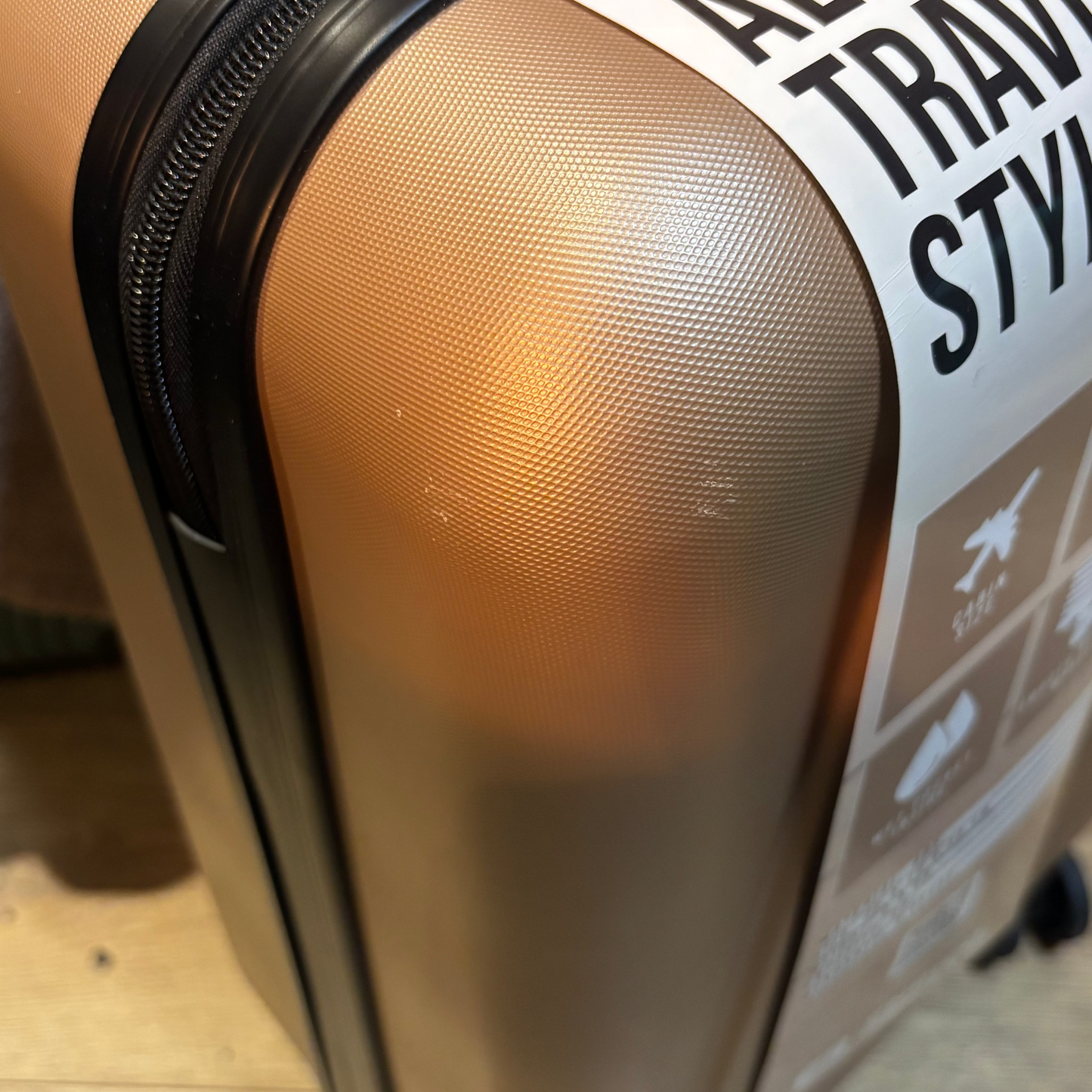 Tweede Kans | Edmonton Handbagage (Champagne) | 55x35x20cm | Enrico-Benetti